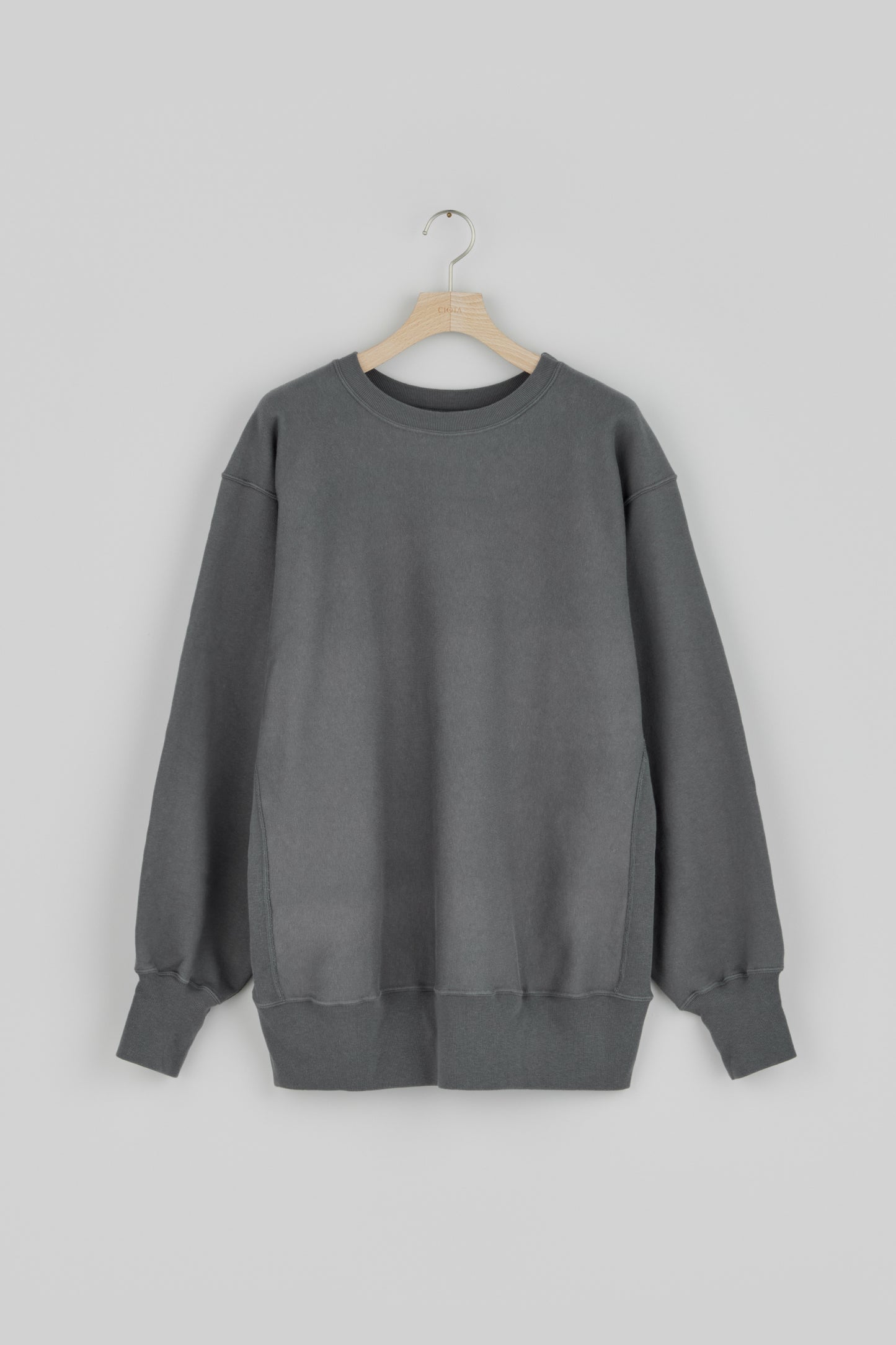 Crewneck Sweatshirt(Slightly Brushed)