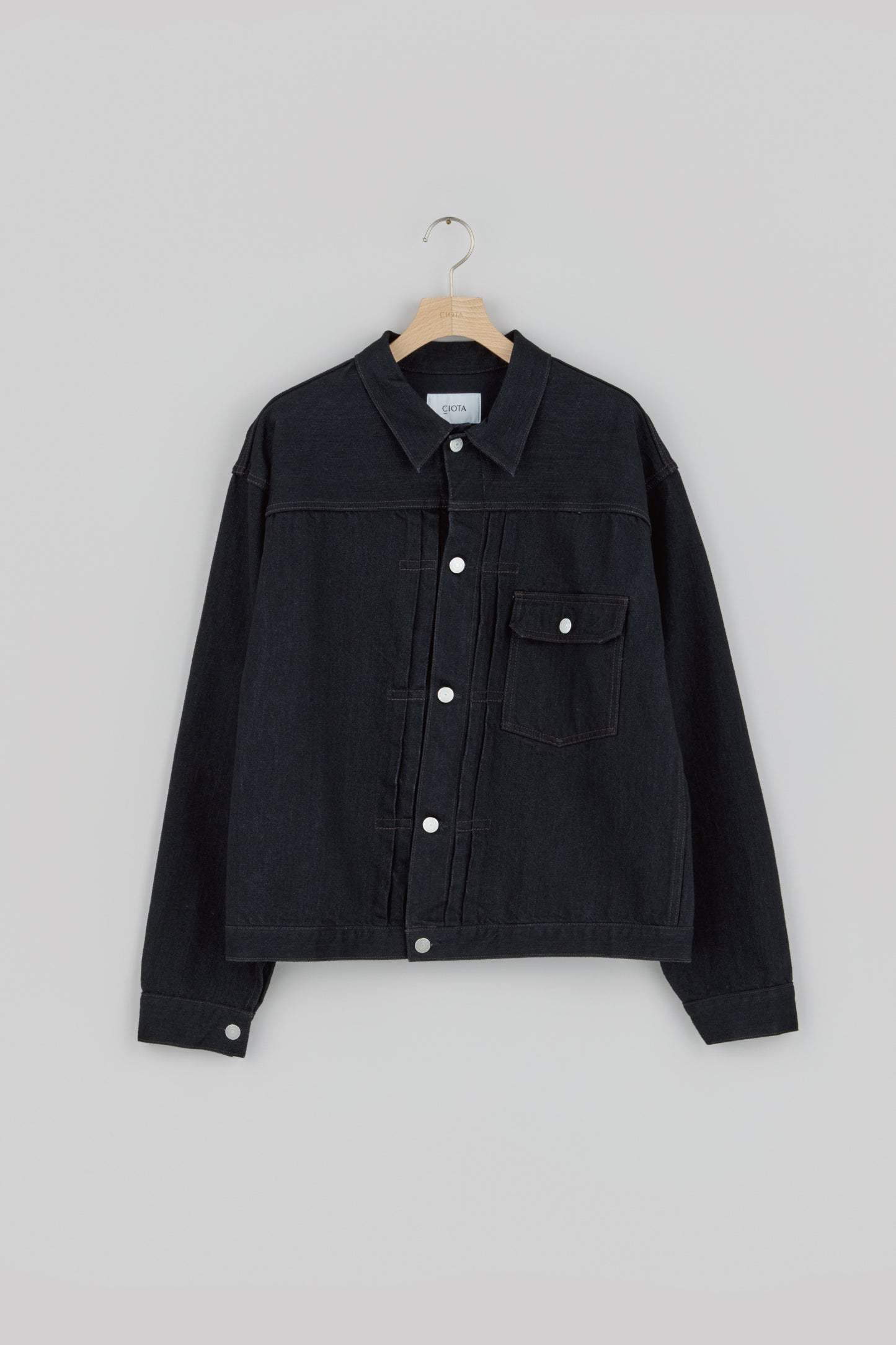 New Single Pocket Denim Jacket