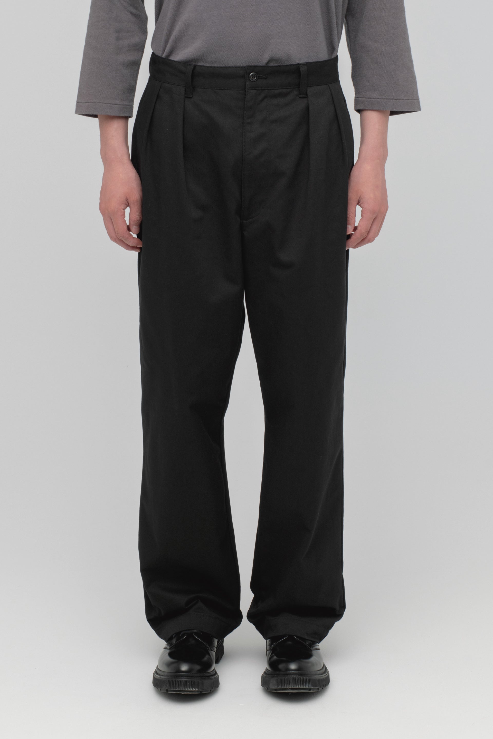 完売品❗️sirone/ ビックチノタックパンツ 完売品❗️sirone/ ビックチノタックパンツ