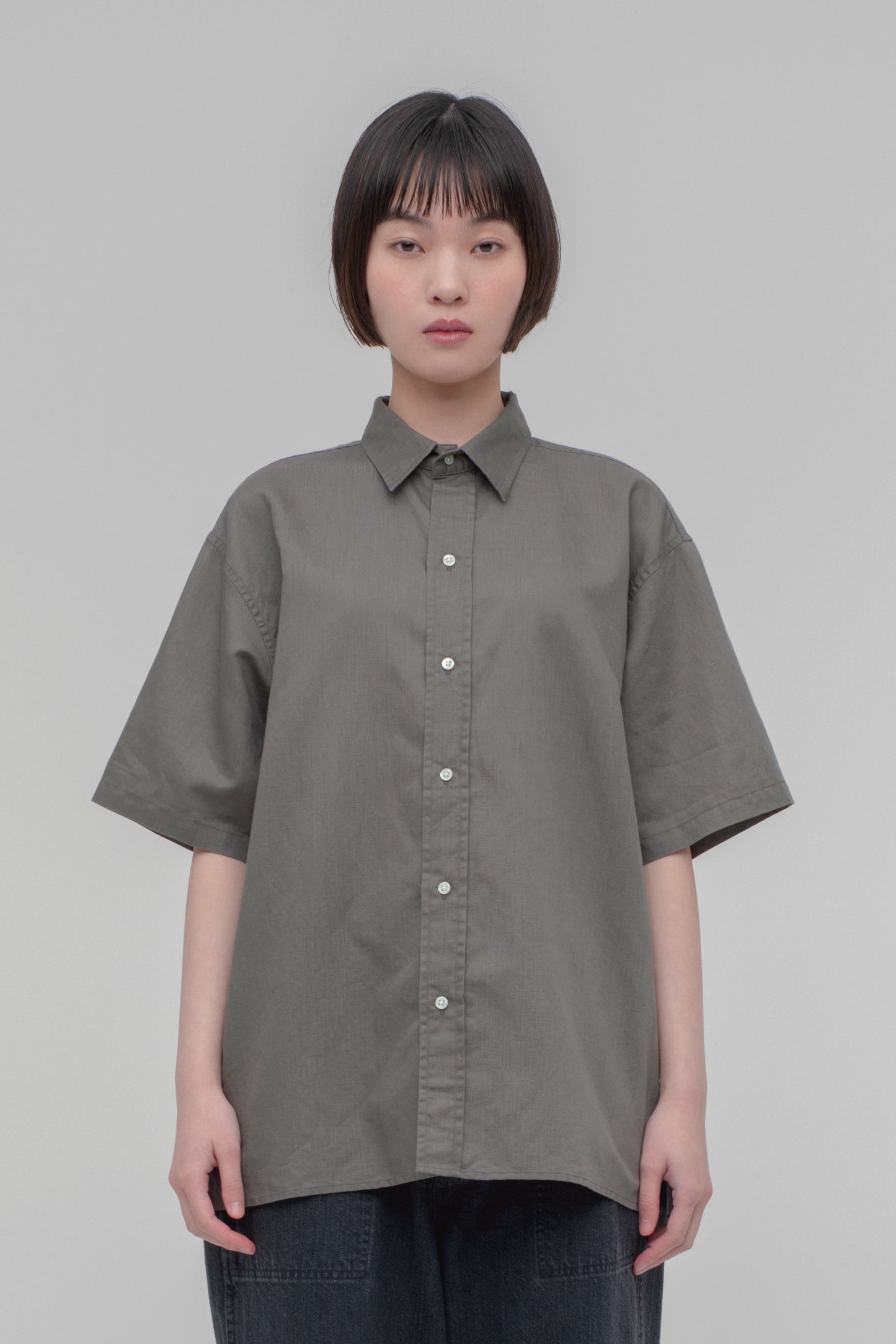 Regular Collar Short Sleeve Shirt (Cotton Linen)