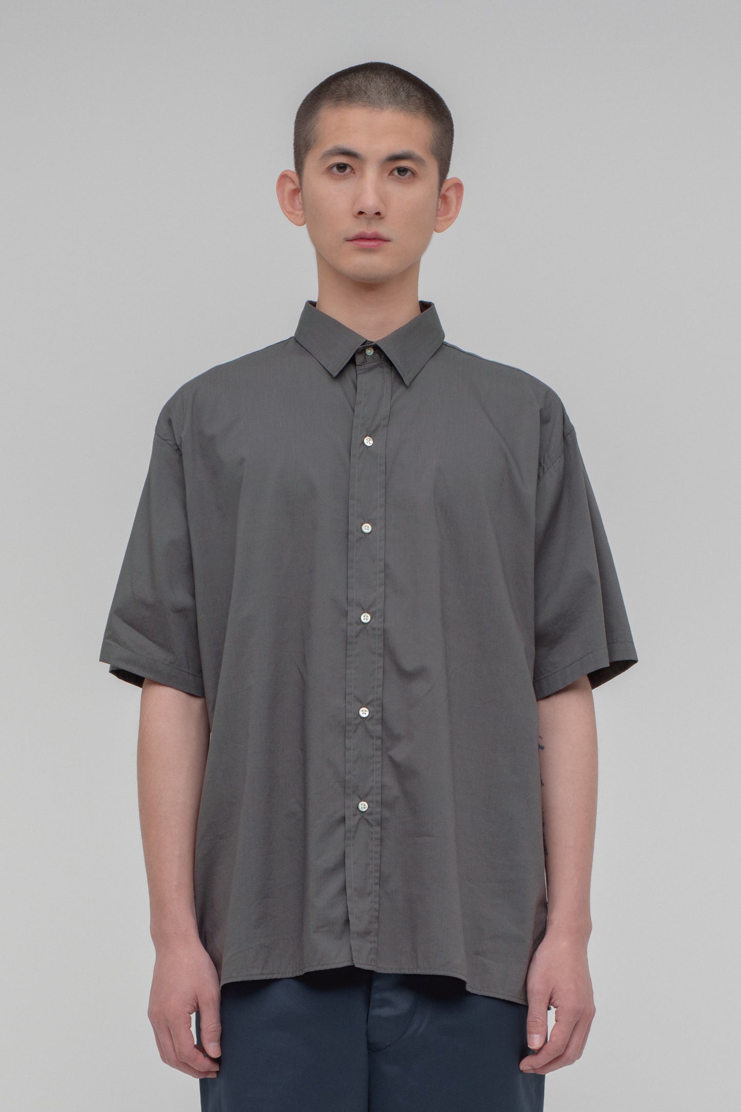 Regular Collar Short Sleeve Shirt (Cotton Rayon)