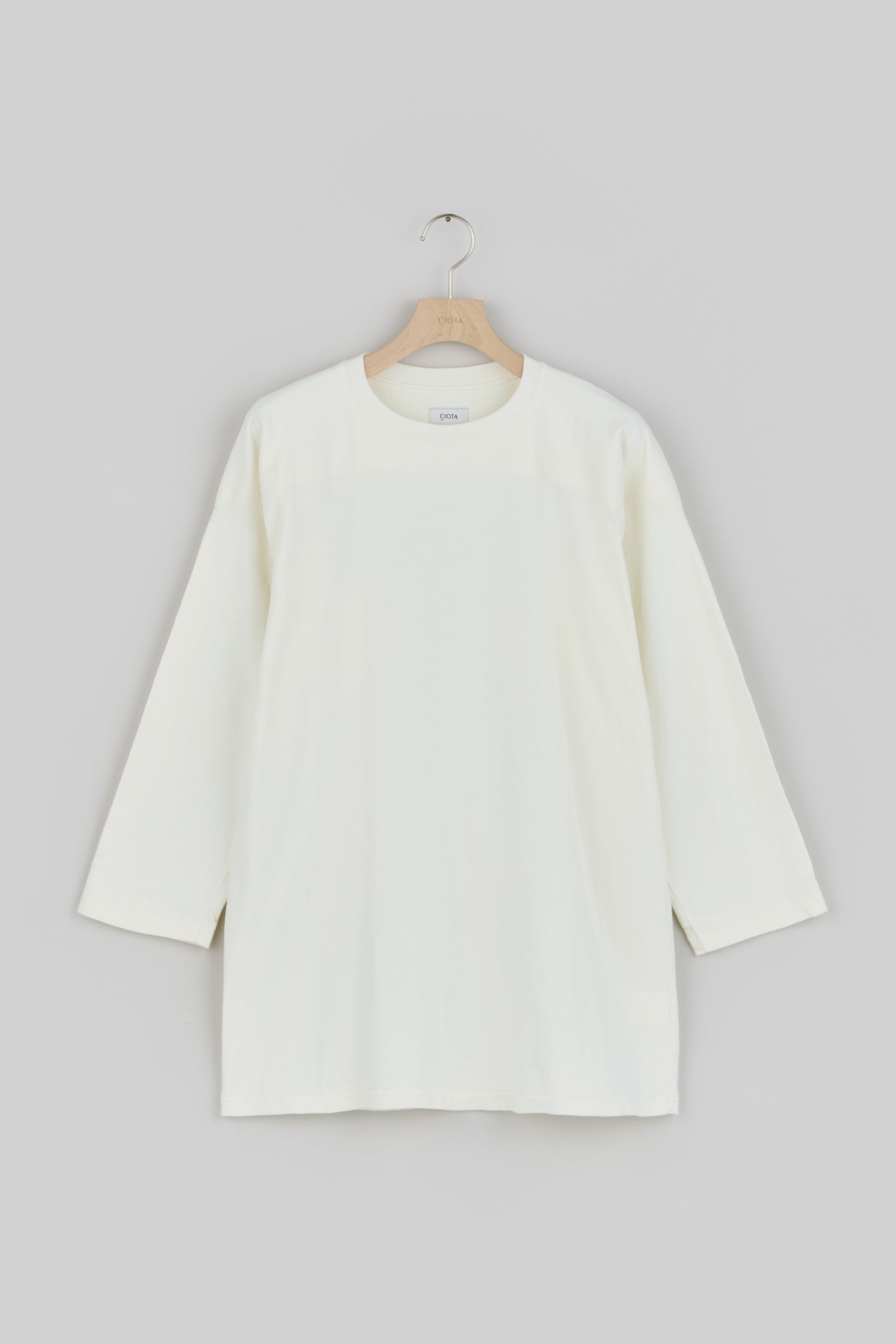 Football 3/4 Sleeve T-shirt – CIOTA Online Shop