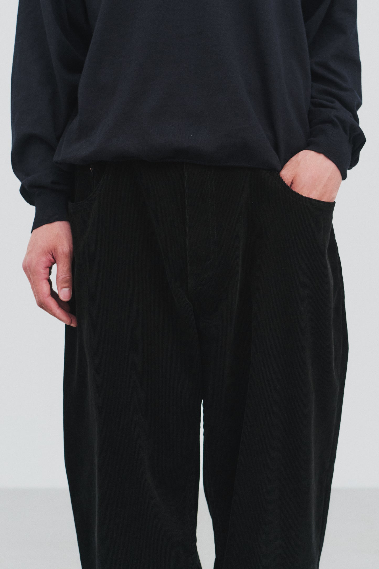 Fine-Wale Corduroy Baggy 5 Pocket Pants