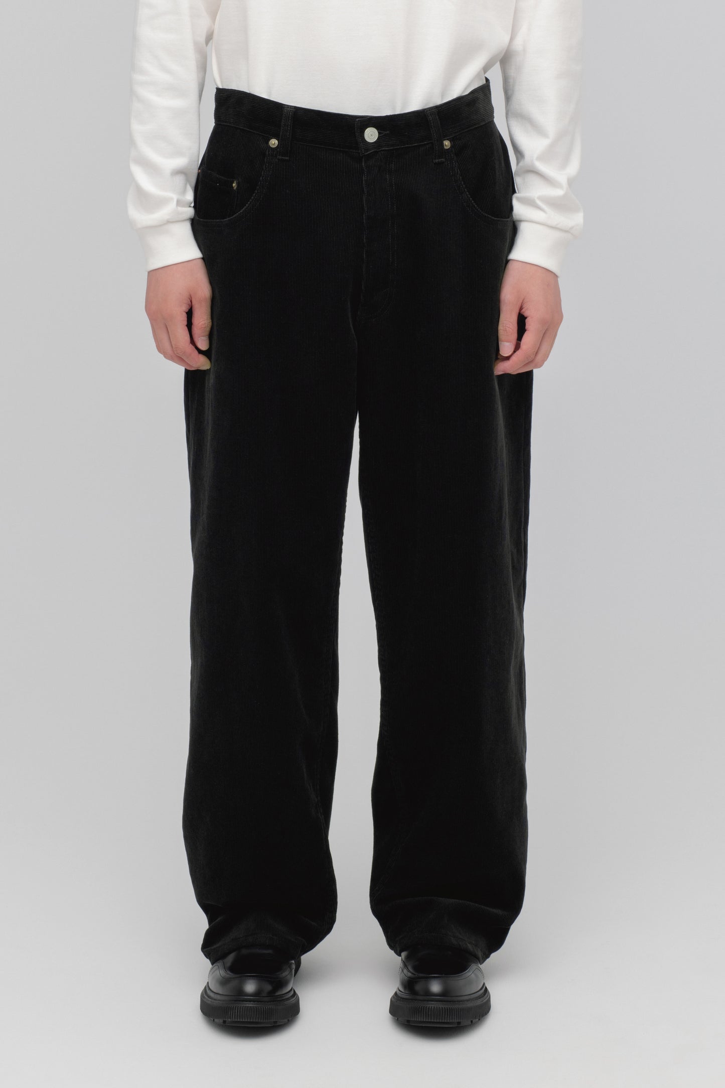 Baggy 5 Pocket Corduroy Pants